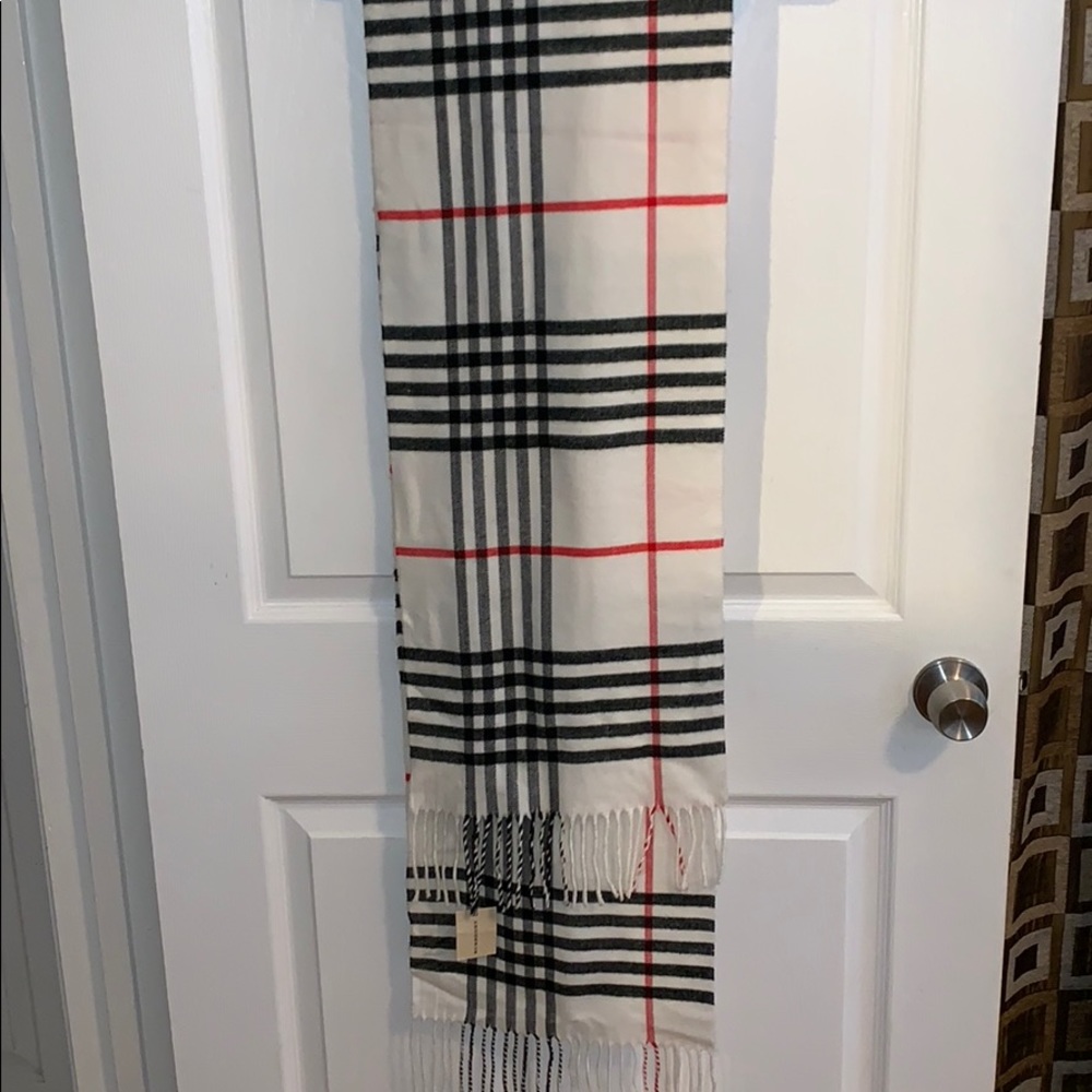 Chinatown New York scarf